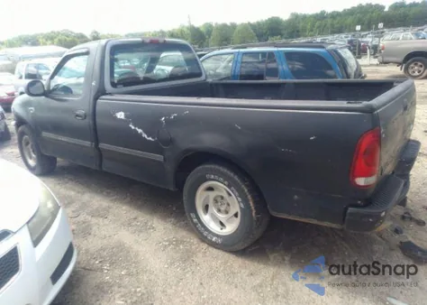1998 Ford F-150 z USA, uszkodzony, nr VIN 1FTZF1768WNB23028